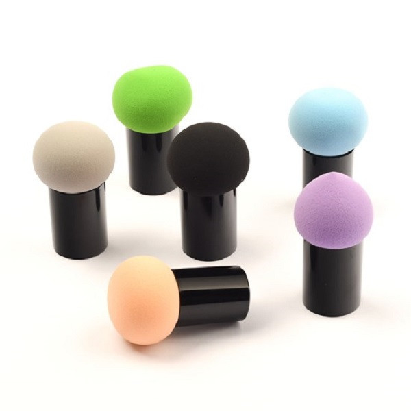 تصویر پد های آرایشی دسته دار مدل قارچی