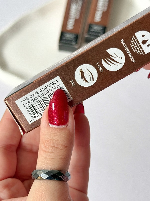 ریمل قهوه ای