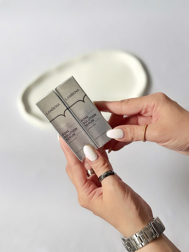 سرم کوچک کننده منافذ باز پوست لنبنا