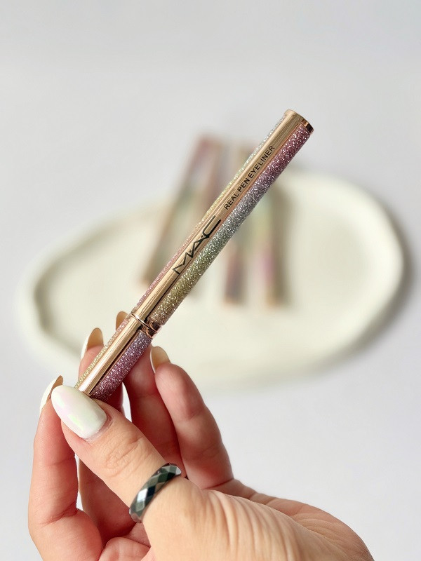 خط چشم ماژیکی طرح مک | فروشگاه سرخاب