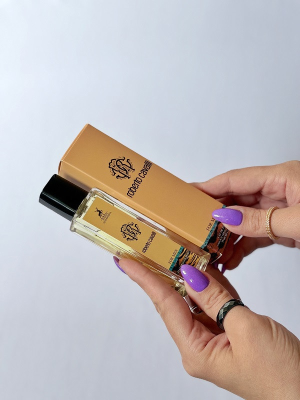 ادکلن مردانه و زنانه الحمبرا مدل روبرتو کاوالی گلد