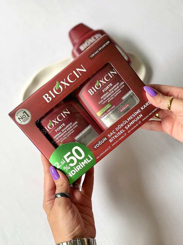 تصویر بسته بندی پک دو عددی شامپو ضد ریزش موی بیوکسین؛ معرفی ترکیبات گیاهی و اطلاعات کامل روی لیبل محصول