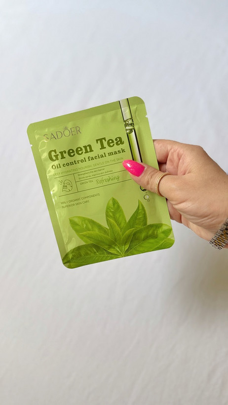 قیمت و خرید ماسک ورقه ای کنترل چربی پوست سادور مدل عصاره چای سبز