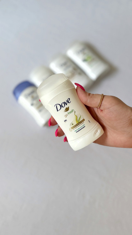 مام استیک ضد تعریق زنانه داو مدل go fresh رایحه گلابی و آلوئه ورا