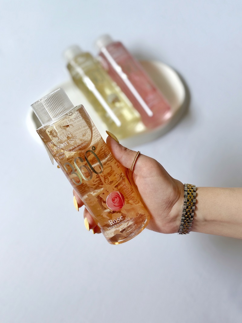 تصویر-تونر-آبرسان-و-تسکین-دهنده-پوست-صورت-360