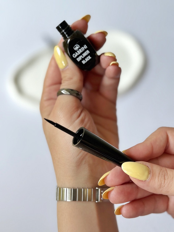 تصویر خط چشم گابرینی مدل DIPLINER BLACK