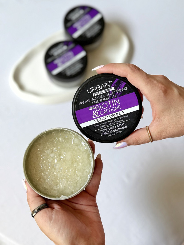 اسکراب کف سر | ضد ریزش اوربان | مدل بیوتین و کافئین