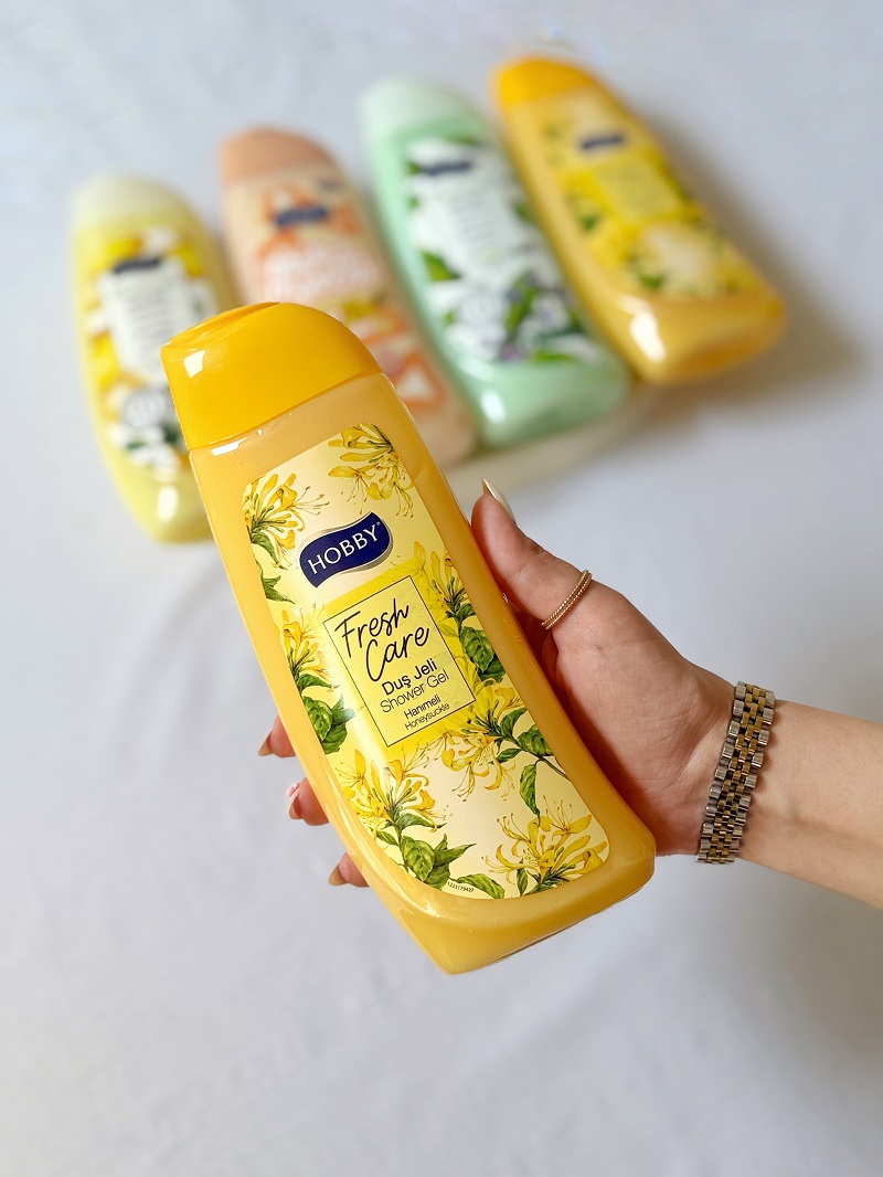 تصویر شامپو بدن هوبی مدل Fresh Care رایحه گل یاس امین الدوله
