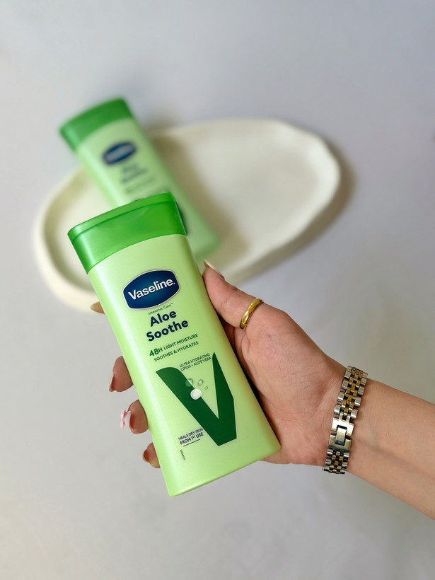 لوسیون بدن آلوورا 200 میل | درمان خشکی پوست