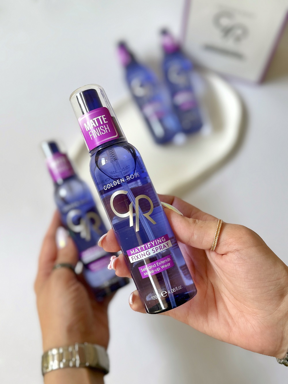 اسپری تثبیت کننده آرایش (فیکس) گلدن رز مدل مات