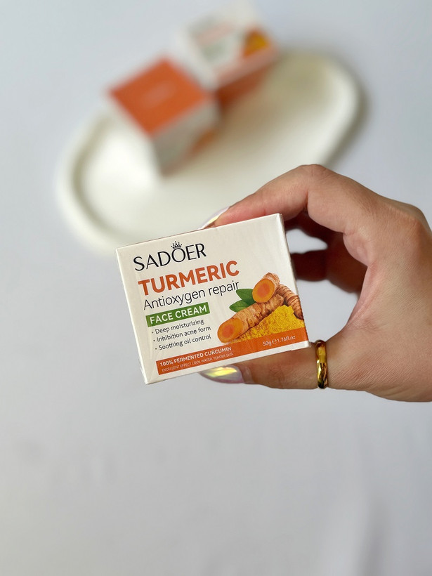 کرم آبرسان و ترمیم کننده آنتی اکسیدان زردچوبه سادور