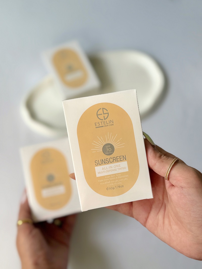 کرم ضد آفتاب تینتی (رنگی) استلین مدل SPF 70 حجم 50 میل