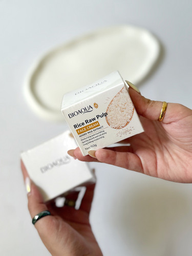 کرم آبرسان عصاره برنج بیوآکوا