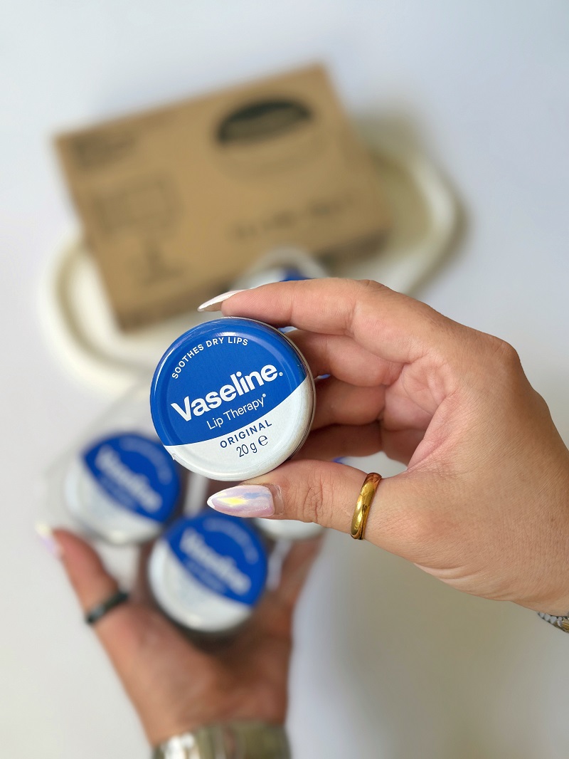 بالم لب کاسه ای (سکه ای) وازلین مدل اورجینال