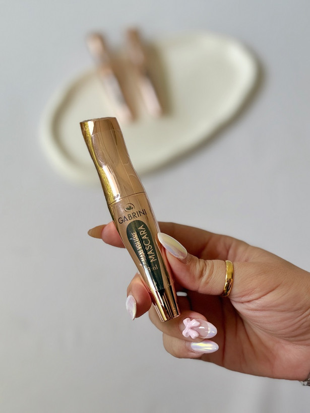 حجم فوق العاده؛ بدون ریزش و پخش شدن؛ تجریبه ای متفاوت از ریمل گابرینی