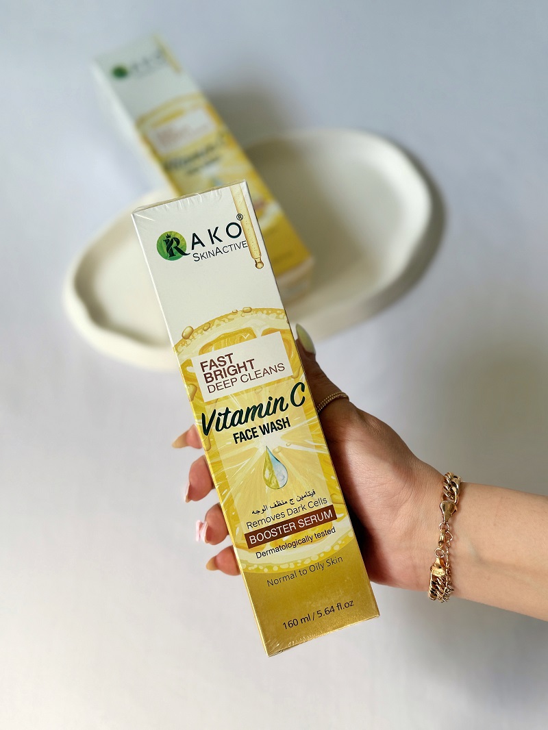 فوم شست و شوی صورت براش دار راکو پاک کننده عمیق پوست