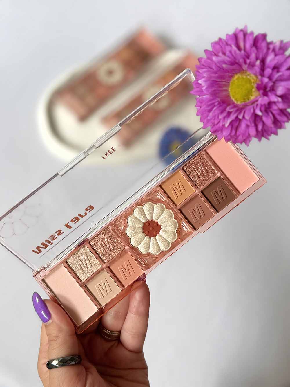 پالت سایه چشم میس لارا | کیفیت بالا و مناسب ترین قیمت