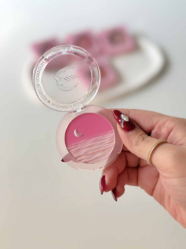 رژگونه طرح ماه هدی موجی بسیار جذاب